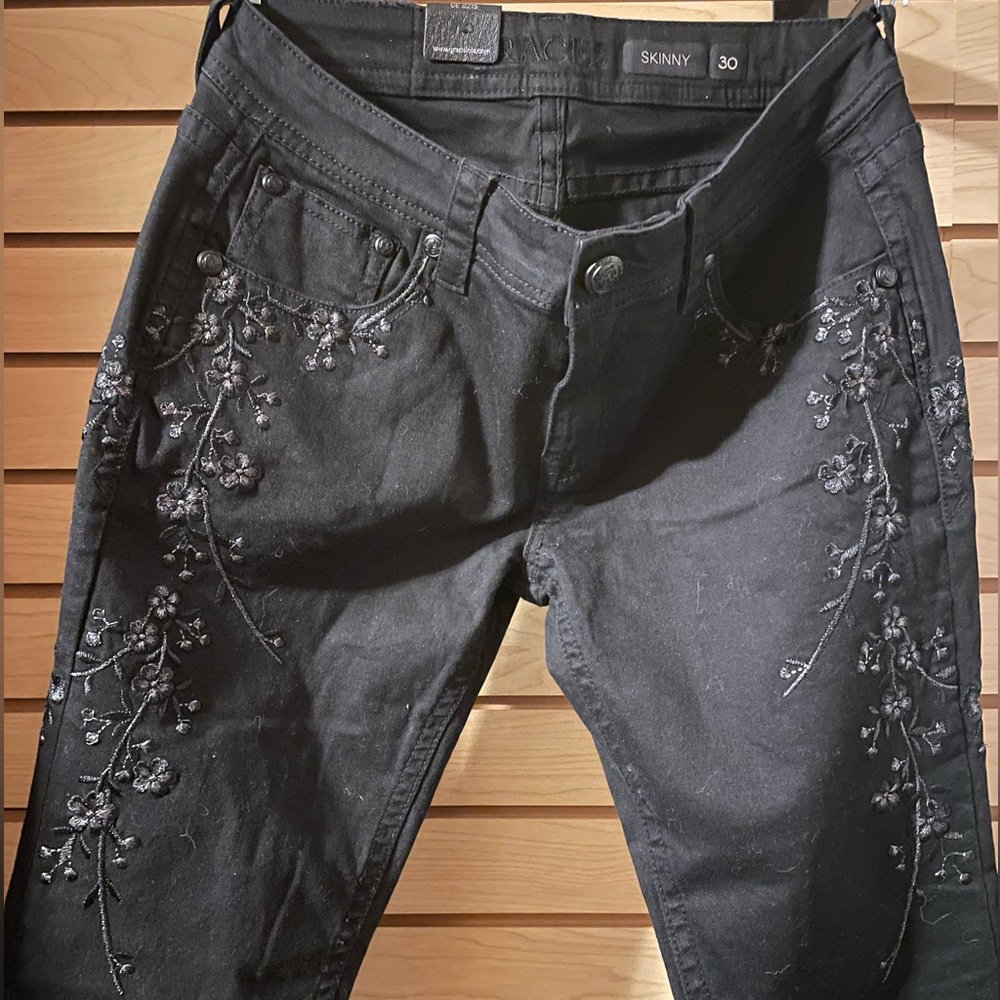 Grace Black Flower Embroidered Pants